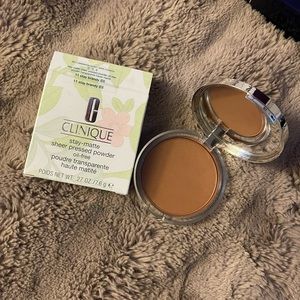 Clinique stay matte sheer pressed powder